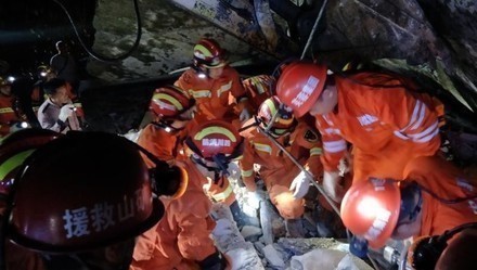 液體硅膠廠家心系地震災(zāi)區(qū)，祈禱平安